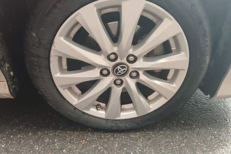Used Toyota Camry 2019 2.0G Luxury Edition China VI Standard Right Front Wheel Hub
