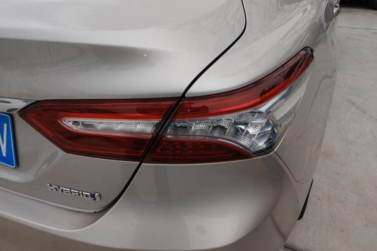 Used Toyota Camry 2019 Revised Version Dual-Engine 2.5 HG Luxury Edition Right Rear Taillight
