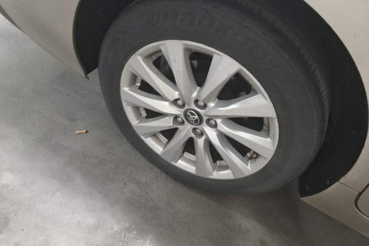 Used Toyota Camry 2019 Revised Version 2.0G Luxury Edition Right Rear Wheel Hub