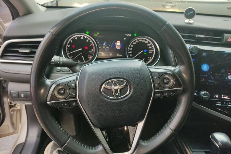 Used Toyota Camry 2019 2.5G Luxury Edition China VI Standard Steering Wheel