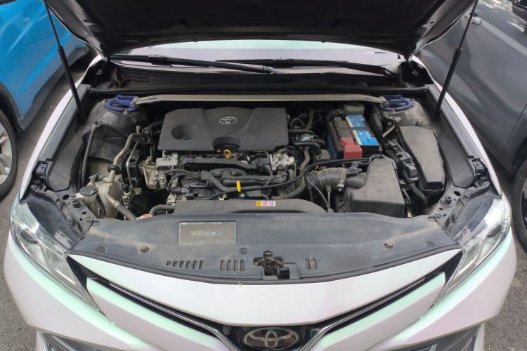 Used Toyota Camry 2019 Revised Version 2.0G Luxury Edition Engine Bay