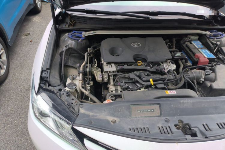 Used Toyota Camry 2019 Revised Version 2.0G Luxury Edition Engine Bay Right