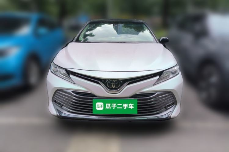 Used Toyota Camry 2019 Revised Version 2.0G Luxury Edition Front