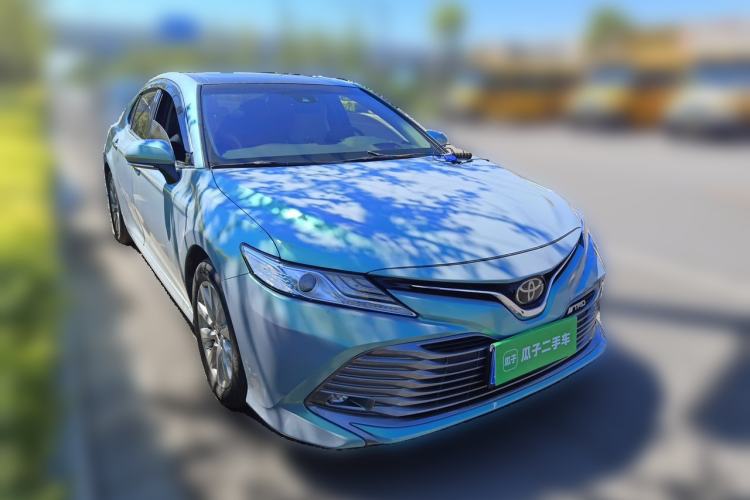 Used Toyota Camry 2019 Revised Version 2.0G Luxury Edition Front Right 45 Deg