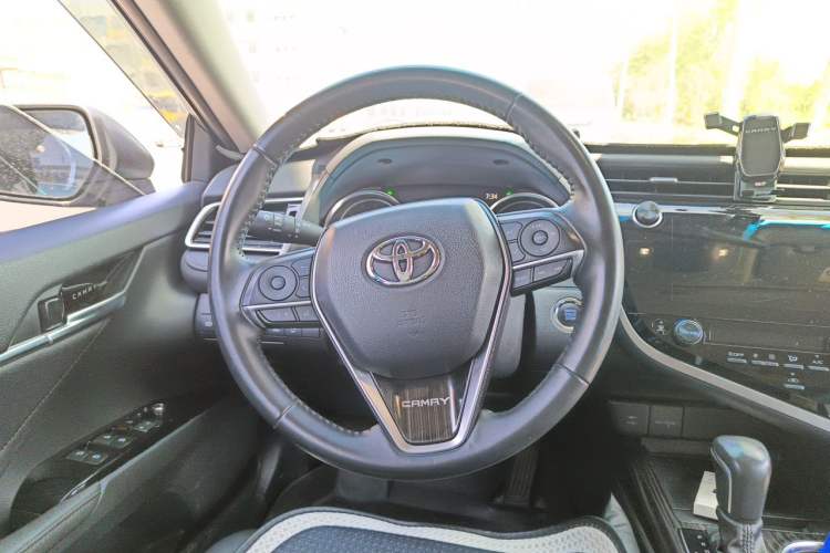 Used Toyota Camry 2019 Revised Version 2.0G Luxury Edition Steering Wheel
