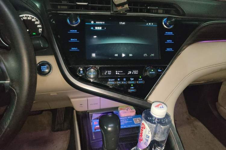 Used Toyota Camry 2019 2.5G Luxury Edition China VI Standard Audio And AC Panel