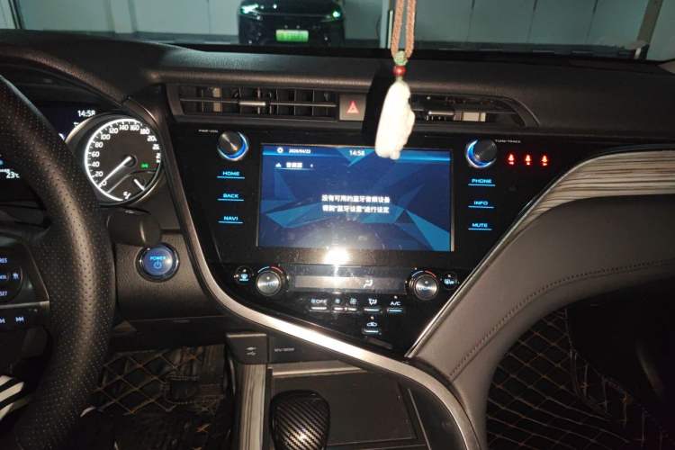 Used Toyota Camry 2019 Dual-Engine 2.5 HG Luxury Edition China V Standard Audio And AC Panel