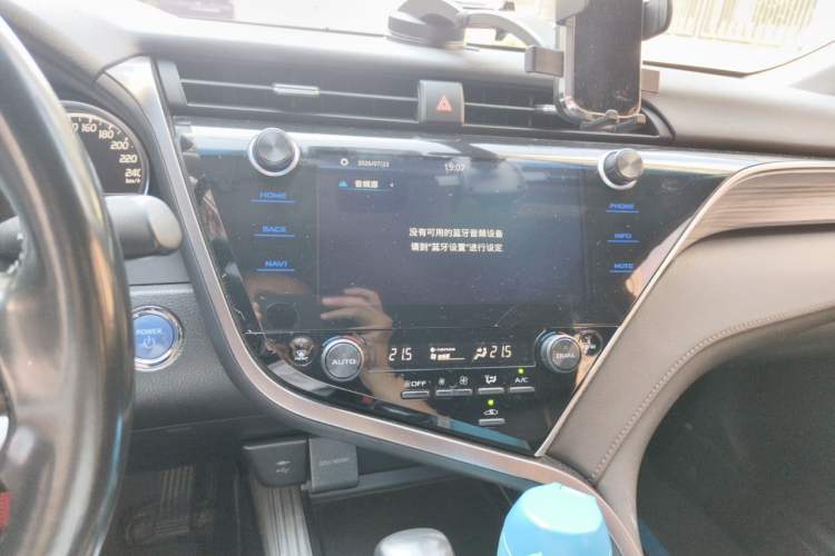 Used Toyota Camry 2019 Revised Version Dual-Engine 2.5 HG Luxury Edition Audio And AC Panel