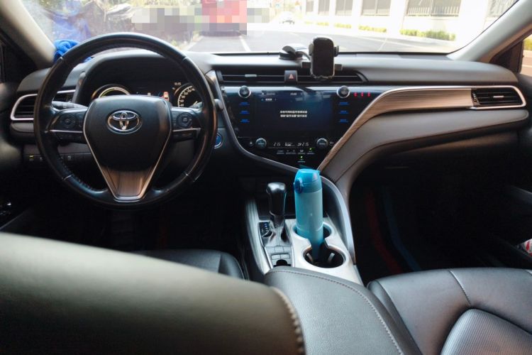 Used Toyota Camry 2019 Revised Version Dual-Engine 2.5 HG Luxury Edition Center Console