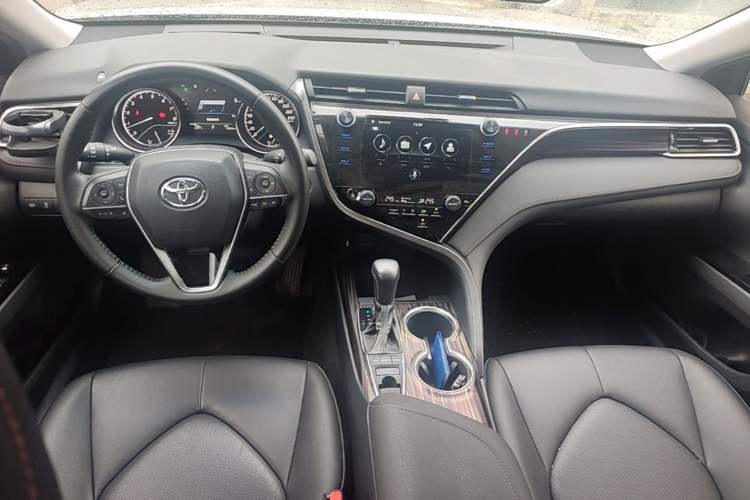 Used Toyota Camry 2019 Revised Version 2.5G Luxury Edition Center Console