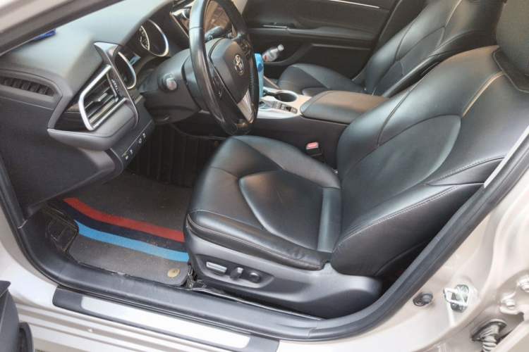 Used Toyota Camry 2019 Revised Version Dual-Engine 2.5 HG Luxury Edition Driver Seat