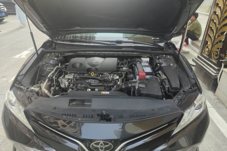 Used Toyota Camry 2019 Revised Version 2.0G Luxury Edition Engine Bay