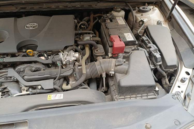 Used Toyota Camry 2019 Revised Version 2.0G Luxury Edition Engine Bay Left