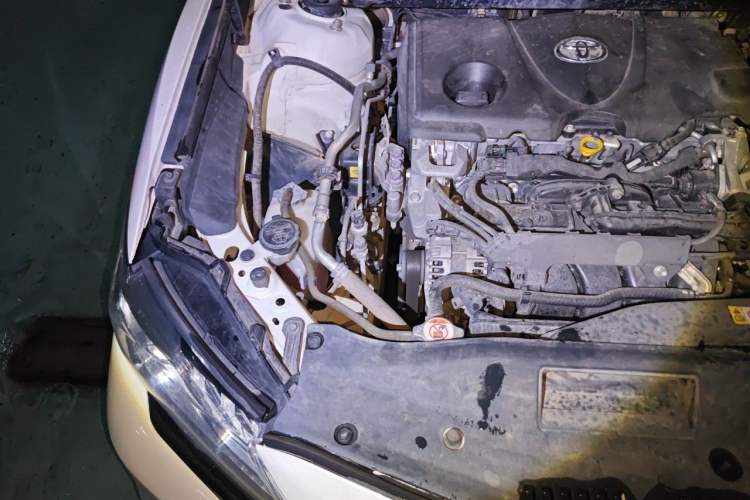 Used Toyota Camry 2019 2.5S FENGSHANG Version China VI Standard Engine Bay Right