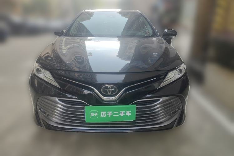 Used Toyota Camry 2019 Revised Version 2.0G Luxury Edition Front