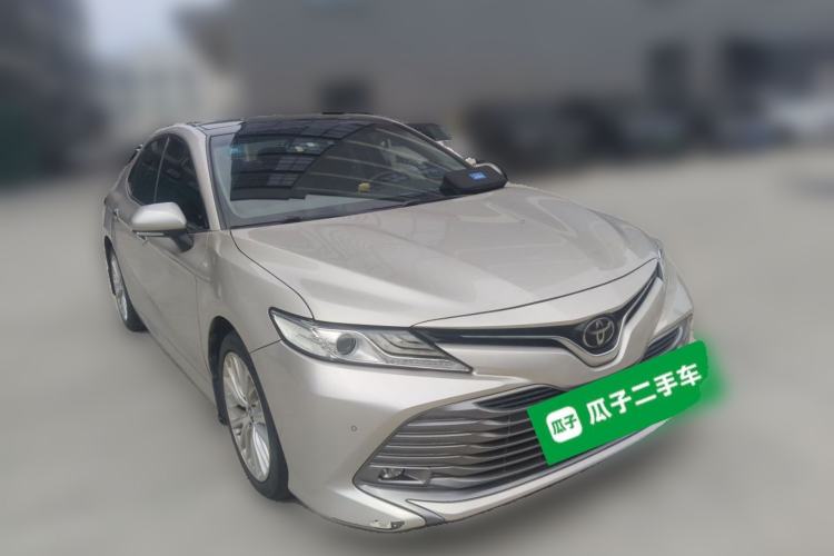 Used Toyota Camry 2019 2.5G Luxury Edition China VI Standard Front Right 45 Deg