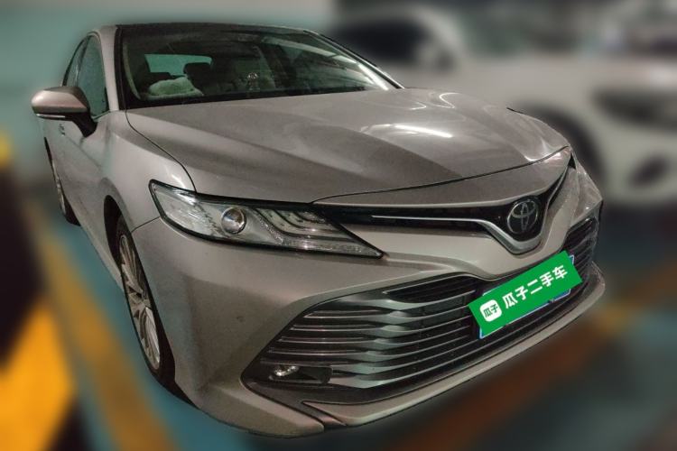 Used Toyota Camry 2019 2.5G Luxury Edition China VI Standard Front Right 45 Deg