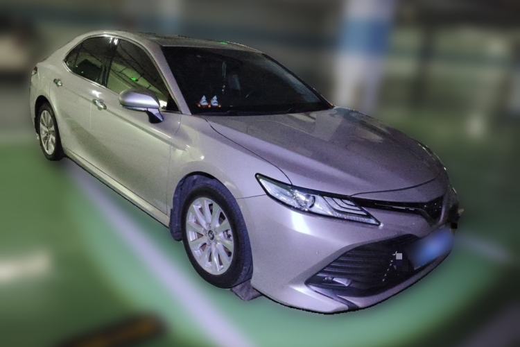 Used Toyota Camry 2019 2.0G Luxury Edition China VI Standard Front Right 45 Deg