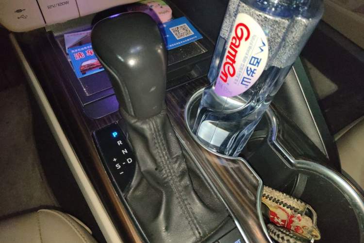 Used Toyota Camry 2019 2.5G Luxury Edition China VI Standard Gear Lever