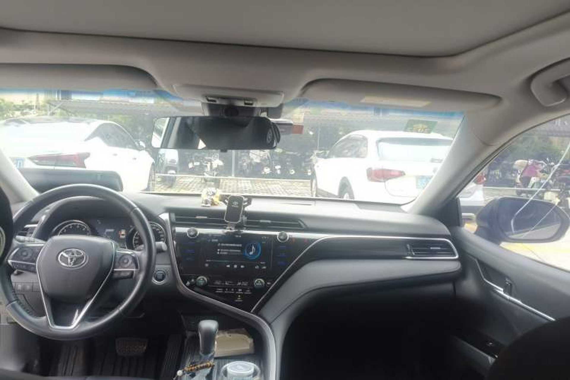 Used Toyota Camry 2019 2.5G Luxury Edition China VI Standard Headliner
