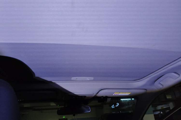 Used Toyota Camry 2019 2.0G Luxury Edition China VI Standard Headliner