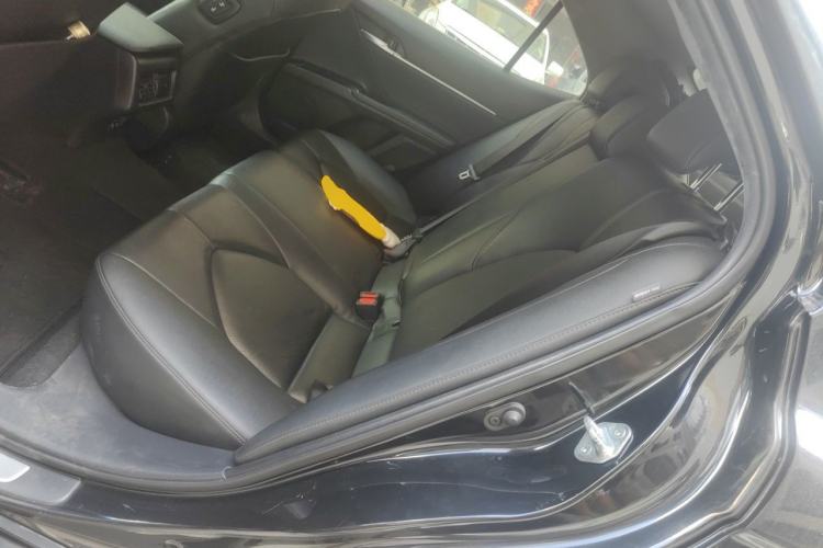 Used Toyota Camry 2019 Revised Version 2.0G Luxury Edition Left Rear Seat