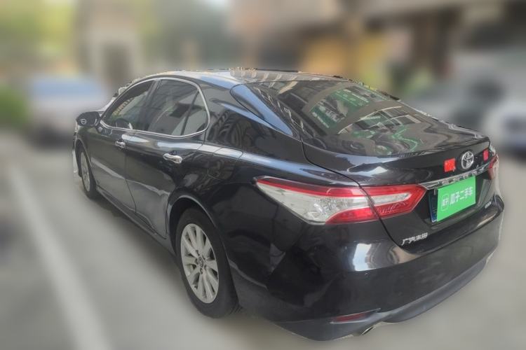 Used Toyota Camry 2019 Revised Version 2.0G Luxury Edition Rear Left 45 Deg