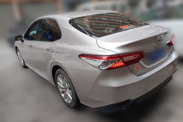 Used Toyota Camry 2019 Revised Version 2.0G Luxury Edition Rear Left 45 Deg