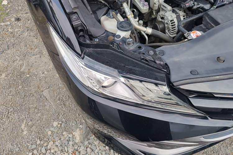 Used Toyota Camry 2019 2.0G Luxury Edition China V Standard Right Front Headlight