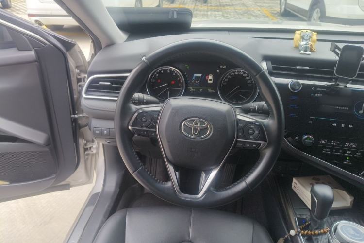 Used Toyota Camry 2019 2.5G Luxury Edition China VI Standard Steering Wheel