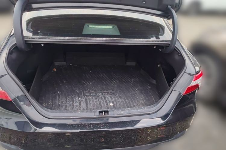 Used Toyota Camry 2019 2.0G Luxury Edition China V Standard Trunk