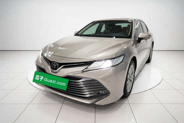 Toyota Camry 2019 Revised Version 2.0G Luxury Edition usata Guazi used car, China used car export, Used car for sale, Used cars, Cheapest cars for sale
