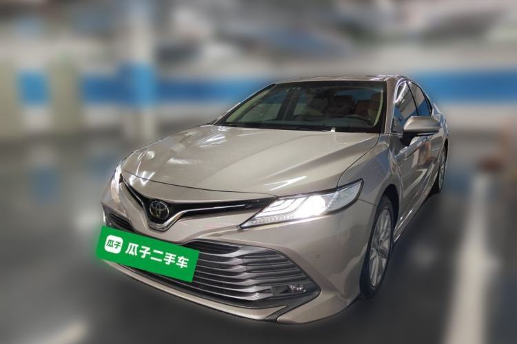 Used Toyota Camry 2019 Revised Version 2.0G Luxury Edition Guazi used car, China used car export, Used car for sale, Used  cars, Cheapest cars for sale