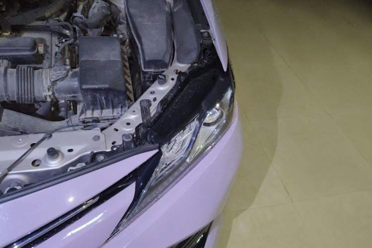 Used Toyota Camry 2019 Dual-Engine 2.5 HG Luxury Edition China VI Standard Engine Bay Left