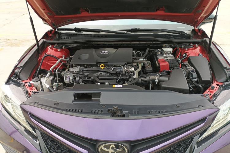Used Toyota Camry 2019 2.0S FENGSHANG Version China VI Standard Engine Bay