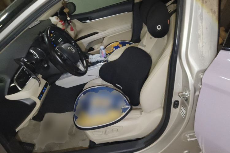 Used Toyota Camry 2019 Dual-Engine 2.5 HG Luxury Edition China VI Standard Left Front Seat