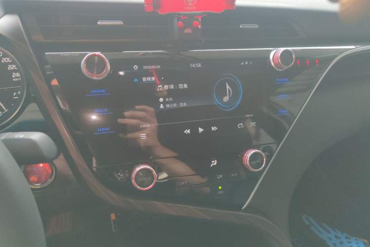 Used Toyota Camry 2019 2.5G Luxury Edition China V Standard Audio And AC Panel