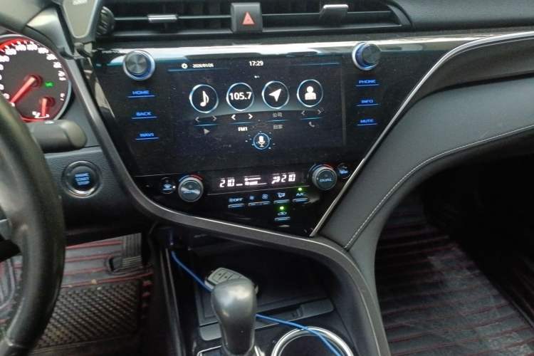 Used Toyota Camry 2019 2.5S FENGSHANG Version China VI Standard Audio And AC Panel