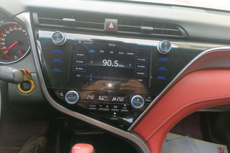 Used Toyota Camry 2019 2.5S FENGSHANG Version China VI Standard Audio And AC Panel