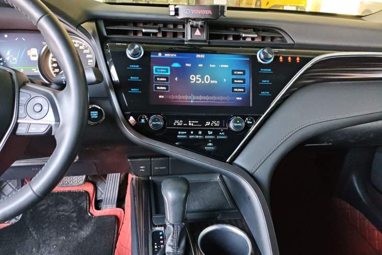 Used Toyota Camry 2019 Revised Version 2.5G Luxury Edition Audio And AC Panel