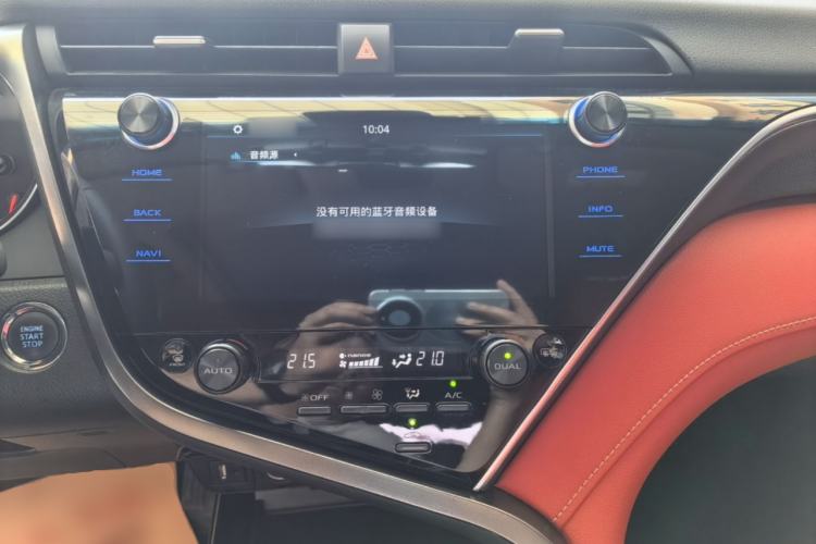 Used Toyota Camry 2019 2.5S FENGSHANG Version China VI Standard Center Console