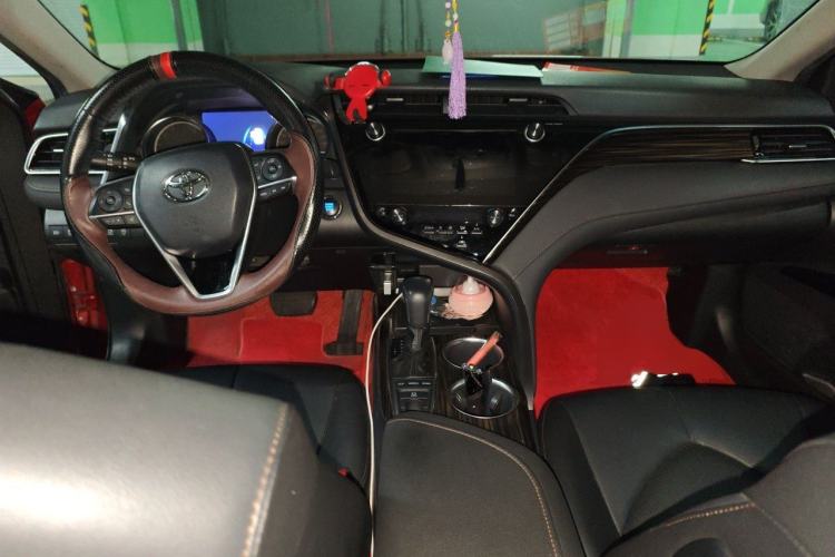 Used Toyota Camry 2019 Revised Version 2.5G Luxury Edition Center Console