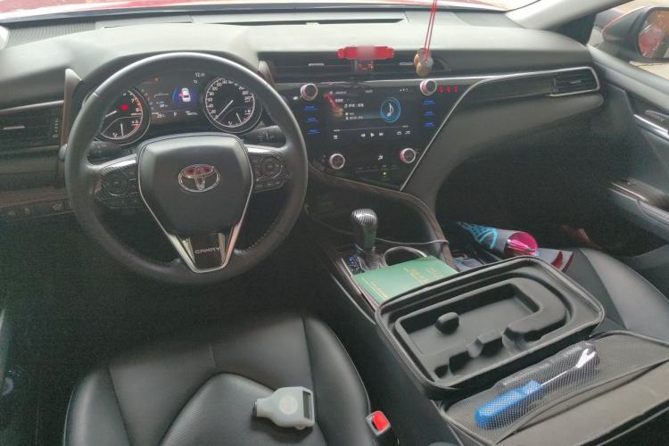 Used Toyota Camry 2019 2.5G Luxury Edition China V Standard Center Console