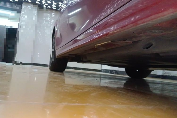 Used Toyota Camry 2019 2.0S FENGSHANG Version China VI Standard Chassis Front Right