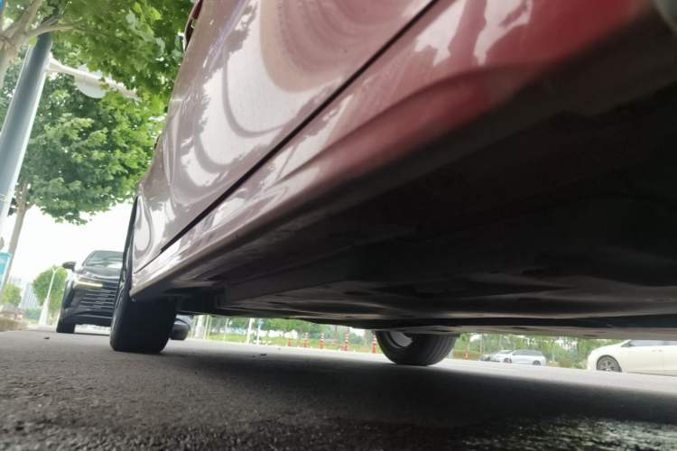 Used Toyota Camry 2019 2.5S FENGSHANG Version China VI Standard Chassis Front Right
