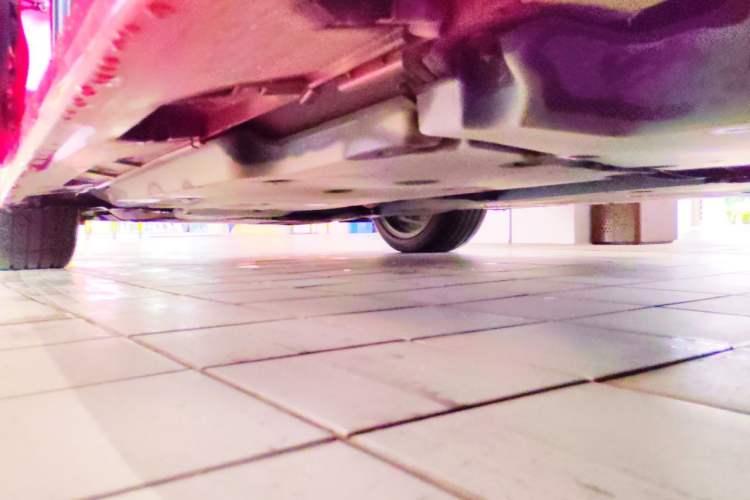 Used Toyota Camry 2019 Revised Version Dual-Engine 2.5 HS Fēngshàng Edition Chassis Rear Left