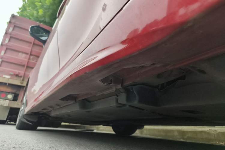 Used Toyota Camry 2019 2.5S FENGSHANG Version China VI Standard Chassis Rear Left
