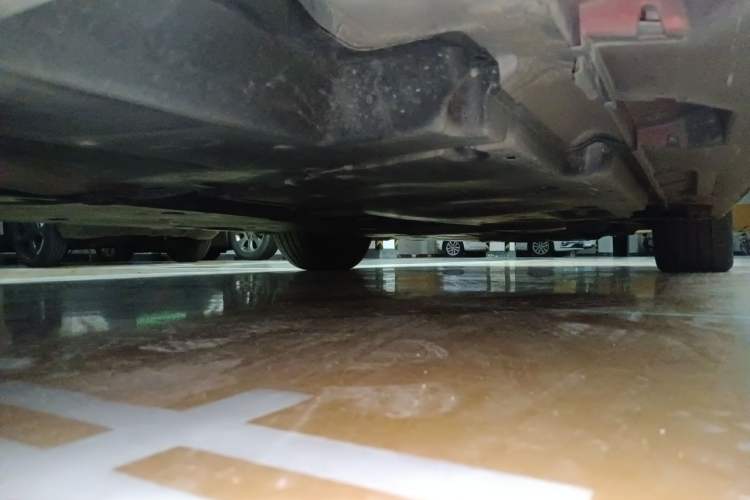 Used Toyota Camry 2019 2.0S FENGSHANG Version China VI Standard Chassis Rear Right