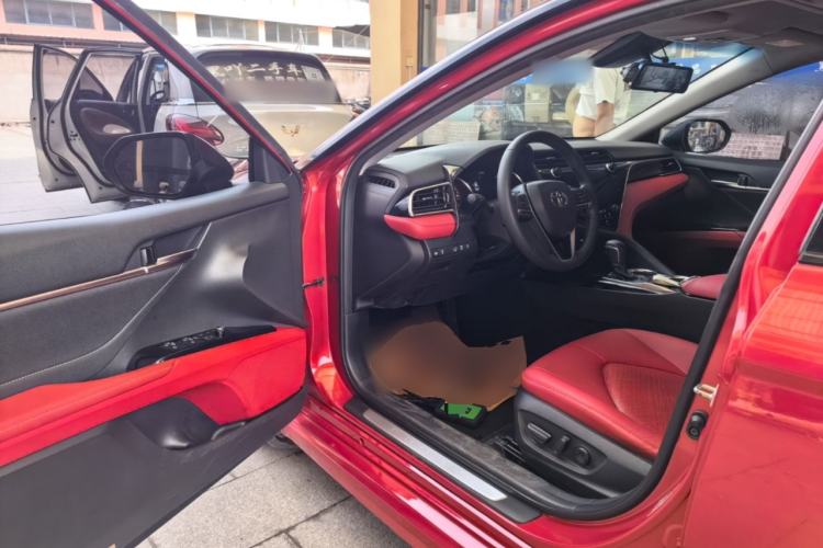 Used Toyota Camry 2019 2.5S FENGSHANG Version China VI Standard Driver Seat