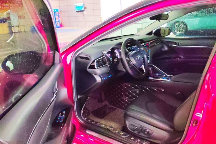 Used Toyota Camry 2019 Revised Version Dual-Engine 2.5 HS Fēngshàng Edition Driver Seat